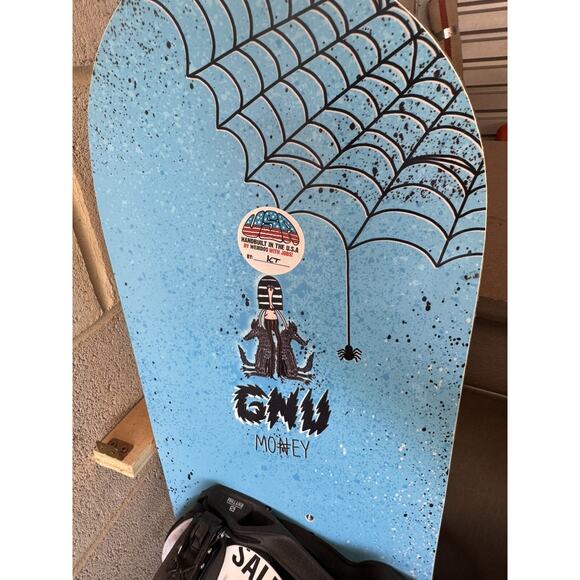 GNU Money Snowboard 2019 EUC 152cm - Picture 6 of 6